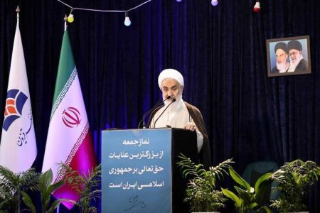 انسانی مؤمن و خستگی‌ناپذیر برای ریاست جمهوری انتخاب کنیم