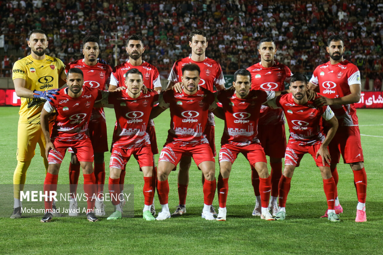 بازیکنان پرسپولیس با لباس یکدست سرخ مقابل الاهلی - خبرگزاری مهر | اخبار ایران و جهان