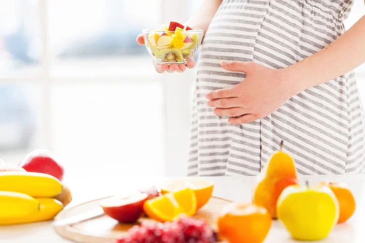ماه آخر بارداری برای وزن گیری جنین چی بخوریم؟
