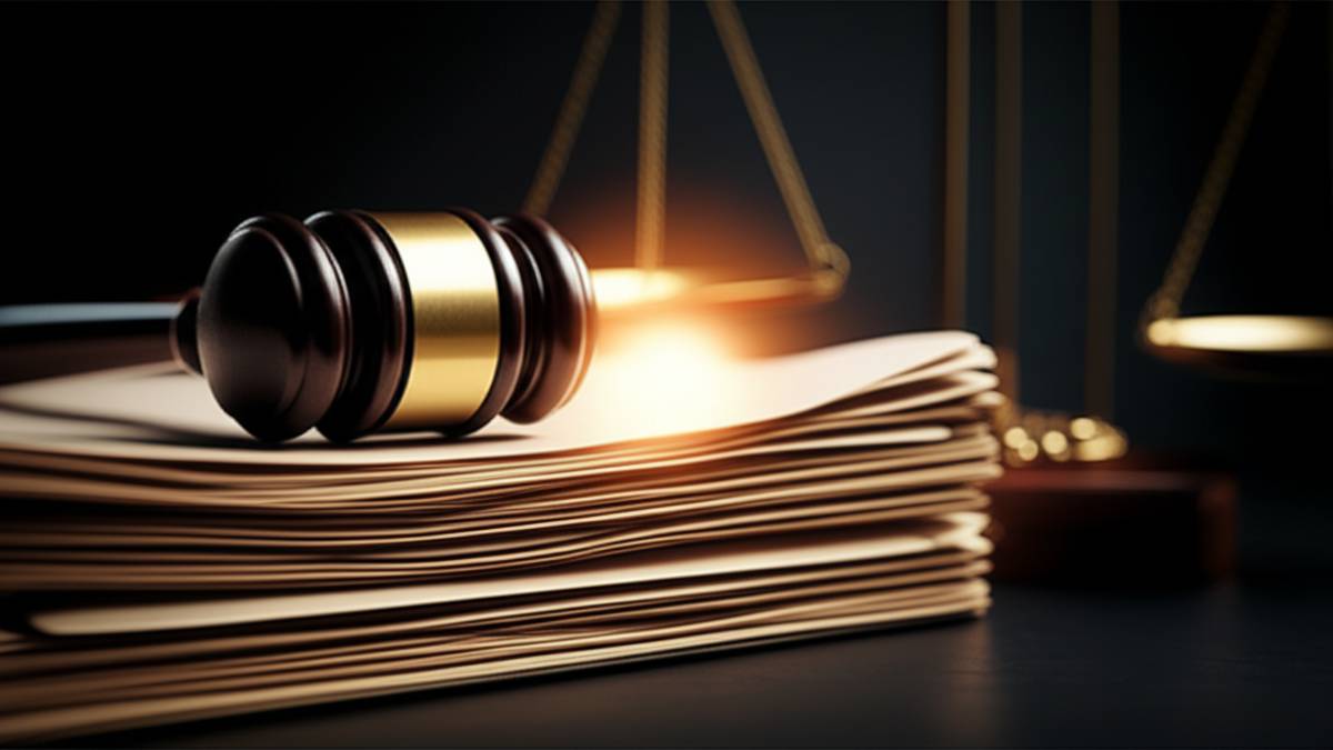 **شرایط اقامه دعوای کیفری | راهنمای جامع و کامل ۱۴۰۳**